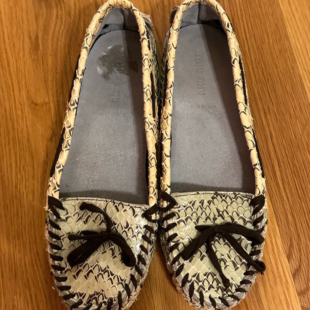 Miu Miu flats size 37